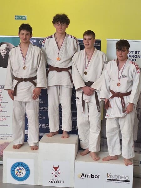 judo1-450x600